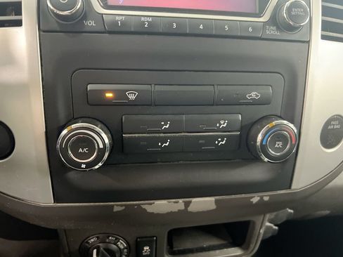 Used 2016 Nissan Frontier SV AWD/4WD image 14