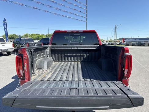 Used 2024 GMC Sierra 1500 Denali AWD/4WD image 17