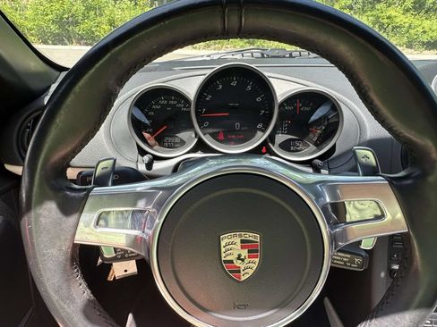 Used 2011 Porsche Boxster Spyder RWD image 17