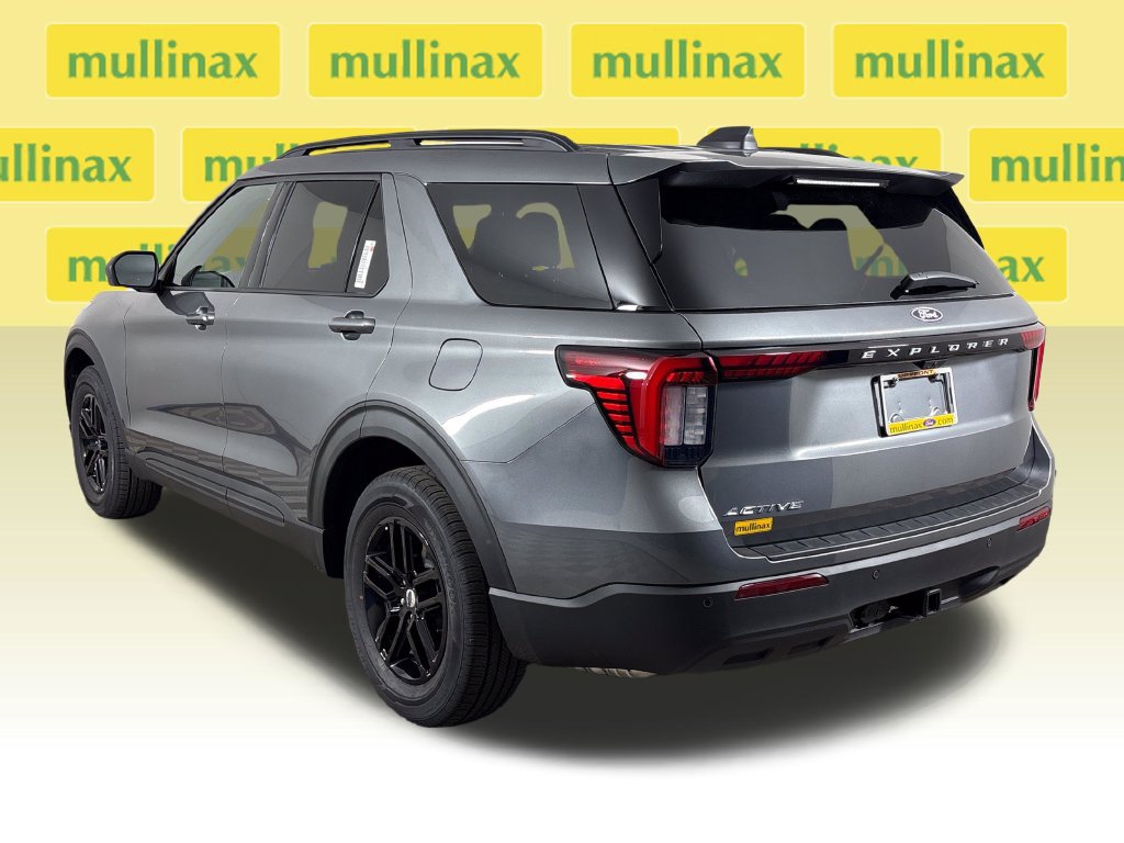 New 2027 Ford Explorer Active RWD image 9