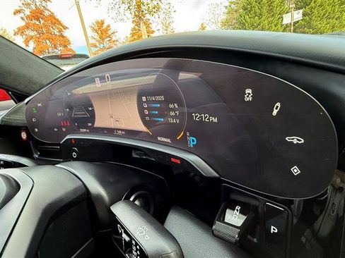 Used 2022 Porsche Taycan GTS image 44