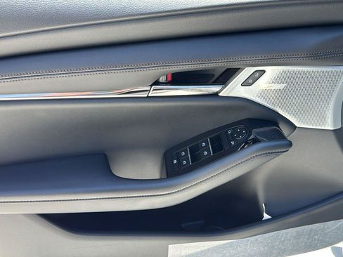 New 2026 MAZDA MAZDA3 2.5 S Hatchback w/ Premium Pkg FWD image 8