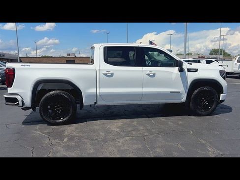 Used 2026 GMC Sierra 1500 Elevation AWD/4WD image 9
