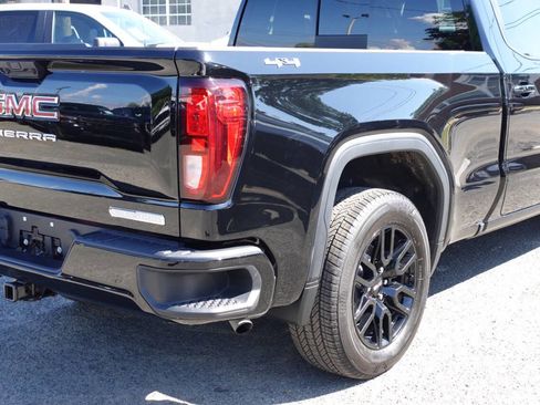 Used 2024 GMC Sierra 1500 Elevation w/ Preferred Package AWD/4WD image 8