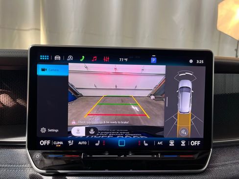 New 2026 Volkswagen Tiguan S FWD image 17