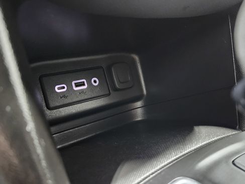 Used 2024 Chevrolet Equinox LT AWD/4WD image 8