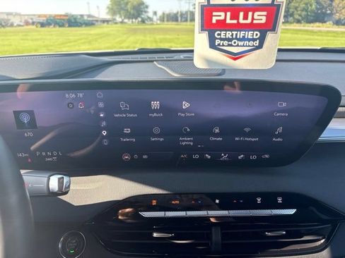 Used 2026 Buick Enclave Preferred AWD/4WD image 37