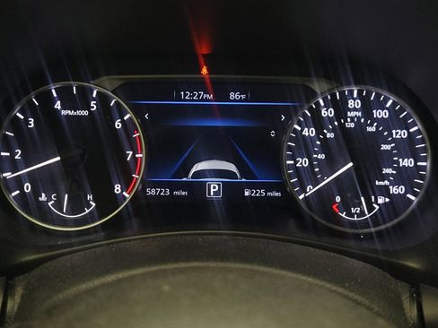 Used 2023 Nissan Sentra SV FWD image 23