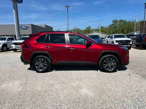 Used 2025 Toyota RAV4 Limited w/ Advanced Technology Package AWD/4WD image 9