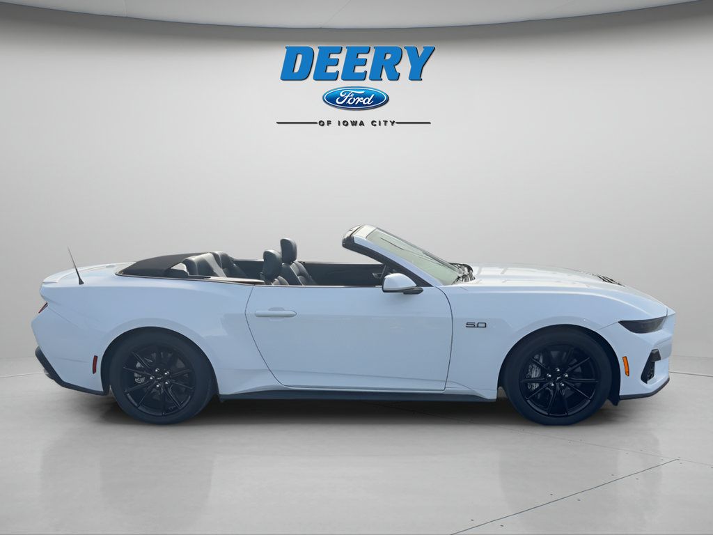 Used 2025 Ford Mustang GT Premium RWD image 11