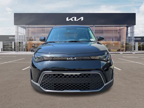 Certified 2024 Kia Soul LX FWD image 7