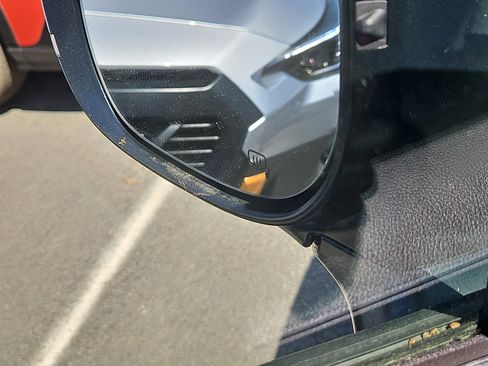 New 2025 Subaru Crosstrek 2.5i Limited image 5