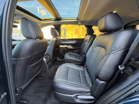 Used 2024 MAZDA CX-90 Plug-In Hybrid w/ Premium Pkg image 23