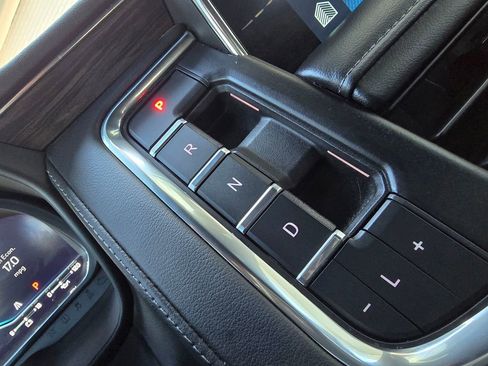 Used 2022 Chevrolet Tahoe LT image 37