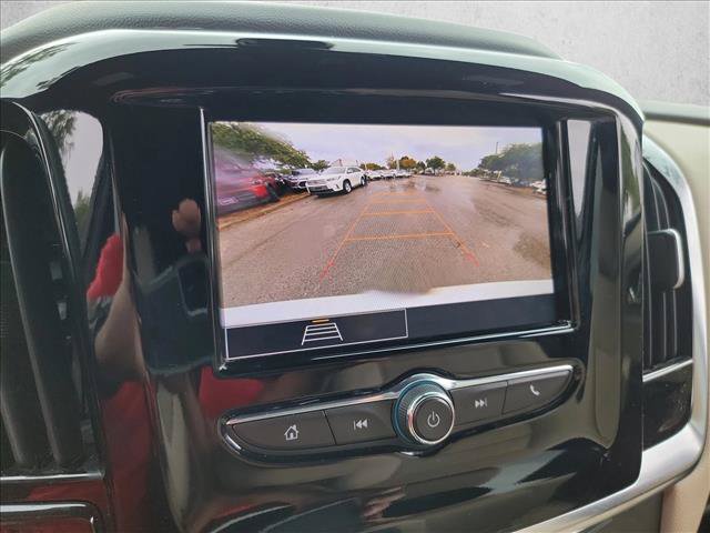 Used 2023 Chevrolet Traverse LS w/ Safety Package FWD image 21