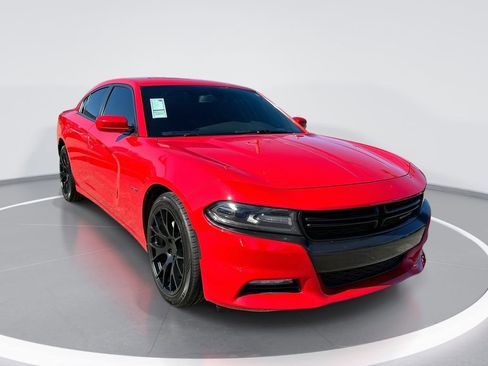 Used 2018 Dodge Charger R/T image 1