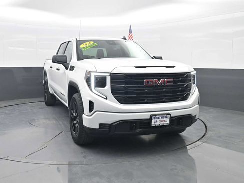 Used 2026 GMC Sierra 1500 Pro w/ Graphite Edition AWD/4WD image 2