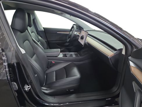 Certified 2023 Tesla Model 3 Standard Range RWD image 13