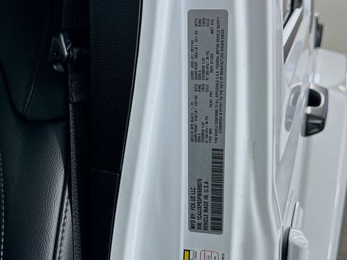 Used 2023 Jeep Wrangler Sahara w/ Cold Weather Group image 12