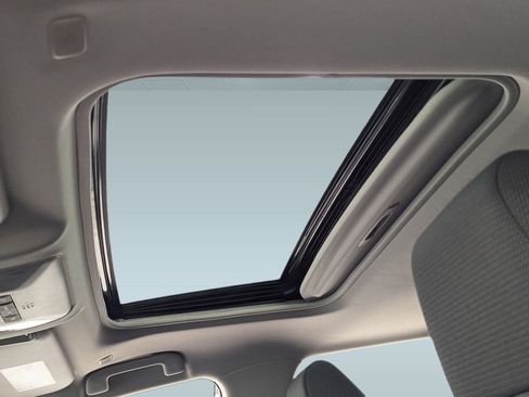 New 2025 Toyota RAV4 XLE image 12