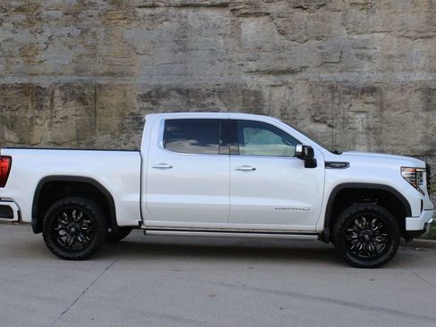 Used 2023 GMC Sierra 1500 Denali Ultimate AWD/4WD image 8