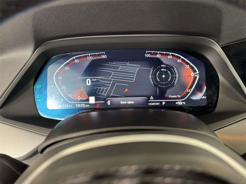 Used 2023 BMW X6 xDrive40i w/ Executive Package image 3