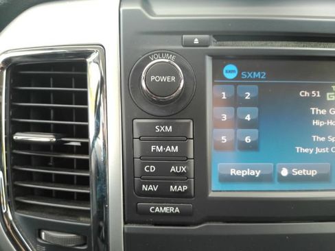 Used 2017 Nissan Titan SL RWD image 44