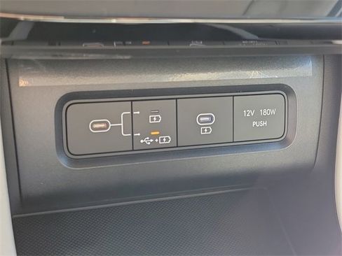 New 2026 Hyundai Tucson Blue SE image 13