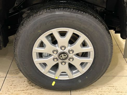 New 2026 Toyota Tacoma SR5 image 5