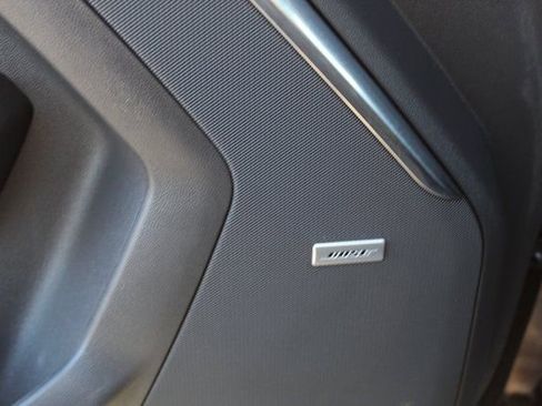 Used 2022 GMC Yukon XL Denali w/ Denali Premium Package image 47