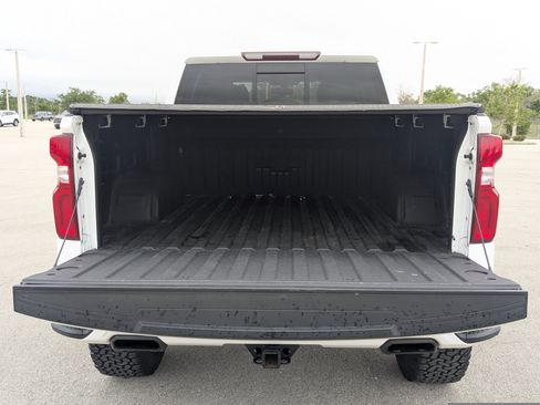 Used 2020 Chevrolet Silverado 1500 RST image 15