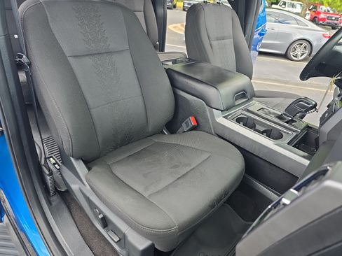 Used 2019 Ford F150 XLT w/ Equipment Group 302A Luxury AWD/4WD image 10