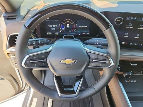 New 2026 Chevrolet Suburban High Country AWD/4WD image 15
