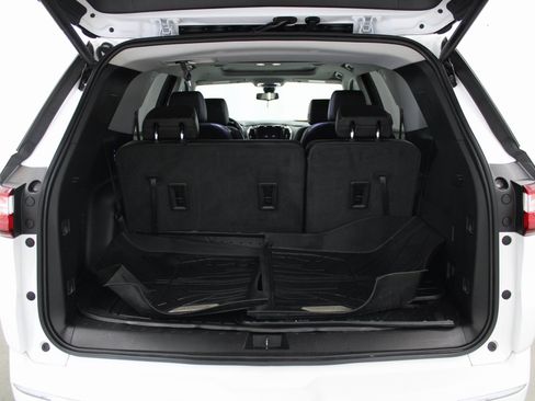 Used 2020 Chevrolet Traverse Premier w/ LPO, Blackout Package image 27