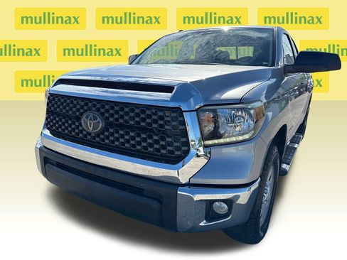 Used 2018 Toyota Tundra SR5 w/ SR5 Upgrade Package RWD image 10