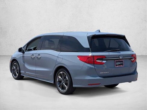 Used 2023 Honda Odyssey Elite image 7