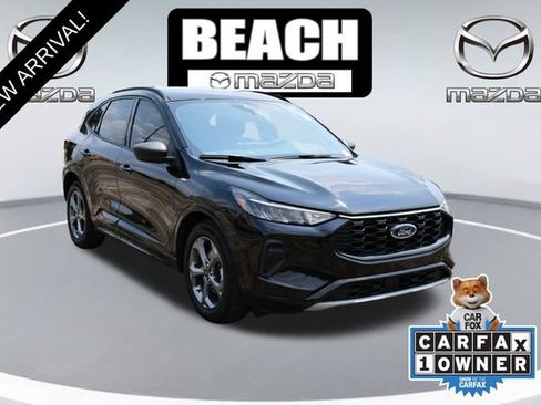 Used 2023 Ford Escape ST-Line w/ Tech Pack #1 FWD image 1