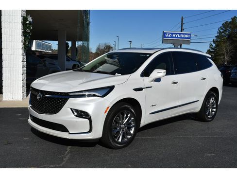 Used 2023 Buick Enclave Avenir w/ Avenir Technology Package image 1