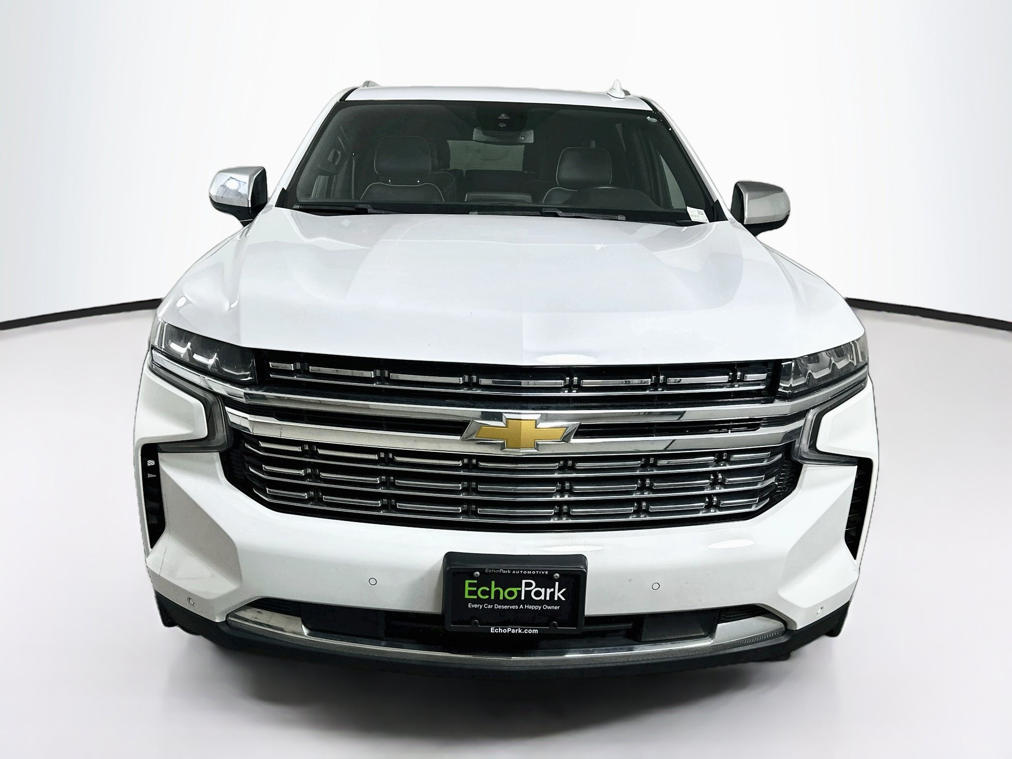 Used 2023 Chevrolet Suburban Premier AWD/4WD image 2