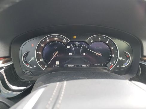 Used 2018 BMW 530i xDrive AWD/4WD image 9