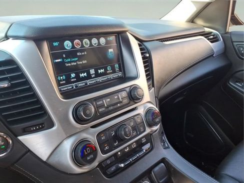 Used 2019 GMC Yukon SLT w/ Open Road Package AWD/4WD image 37