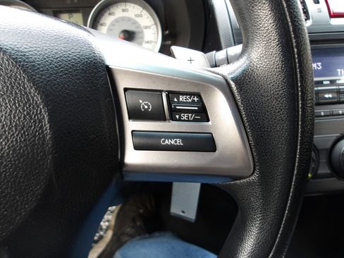 Used 2014 Subaru Impreza 2.0i Premium w/ All-Weather Package w/CVT image 16