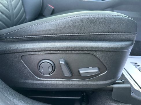 Used 2025 Kia Sorento SX Prestige AWD/4WD image 25