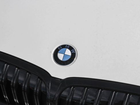 New 2026 BMW 330i Sedan w/ M Sport Package RWD image 11