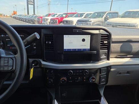 Used 2025 Ford F350 XLT AWD/4WD image 15