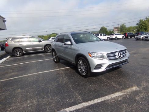 Used 2016 Mercedes-Benz GLC 300 image 5
