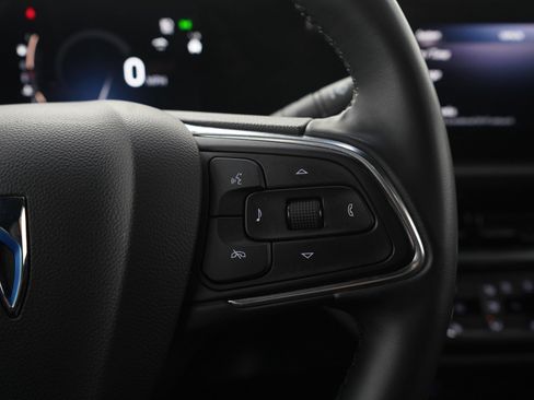 Used 2024 Buick Envista Sport Touring w/ Experience Buick Package FWD image 23