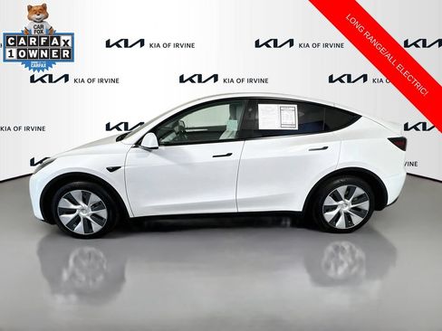 Used 2024 Tesla Model Y Long Range AWD/4WD image 4