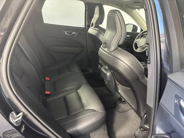 Used 2025 Volvo XC60 B5 Plus AWD/4WD image 24