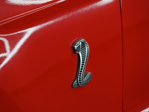 Used 2012 Ford Mustang Shelby GT500 w/ SVT Performance Pkg image 11